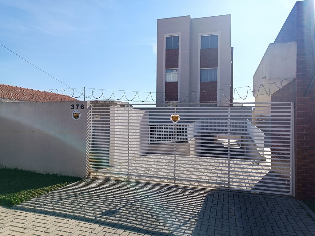 Apartamento para locacao no Fanny em Curitiba com 62,00m² por R$ 2.120,00