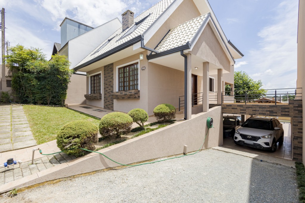 Casa Residencial para locacao no Sao Braz em Curitiba com 315,00m² por R$ 10.000,00