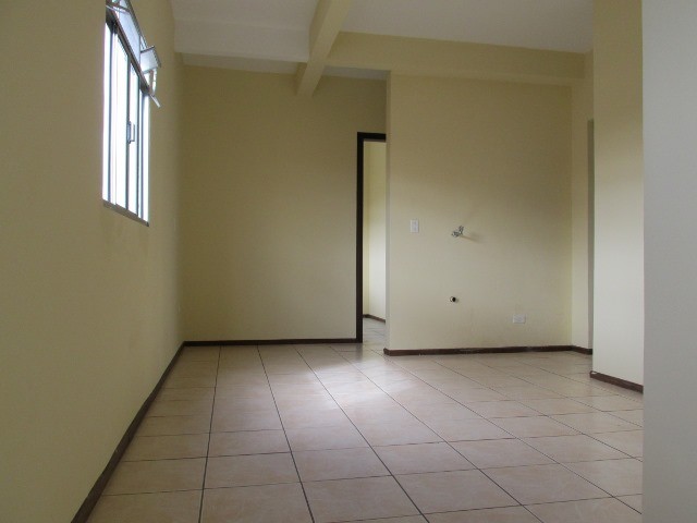 Apartamento para locacao no Xaxim em Curitiba com 47,00m² por R$ 1.733,00