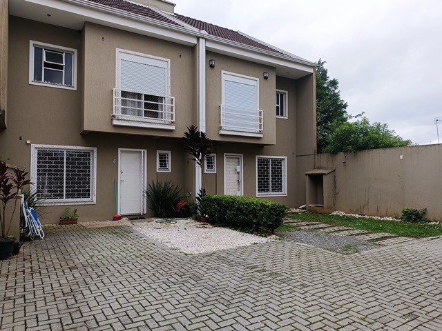 Sobrado para locacao no Santa Felicidade em Curitiba com 106,00m² por R$ 4.120,00