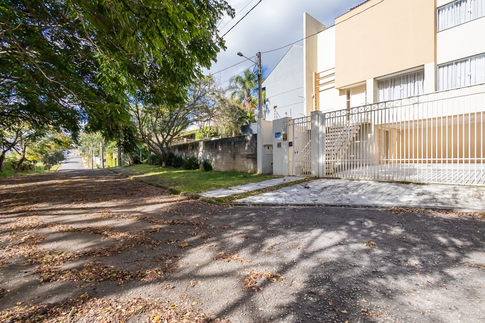 Sobrado para venda no Pilarzinho em Curitiba com 207,00m² por R$ 1.350.000,00