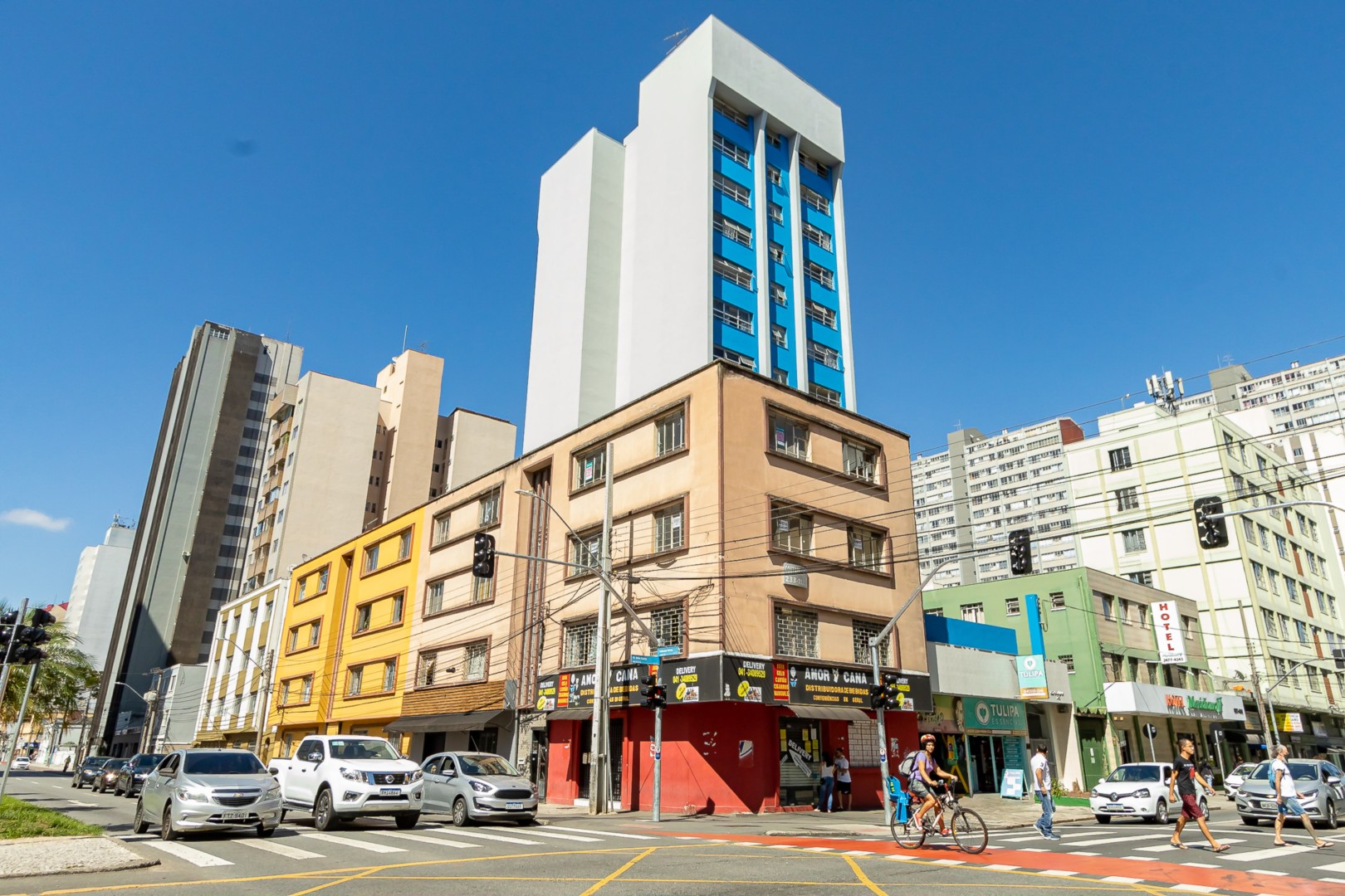 Kitinet para venda no Centro em Curitiba com 41,22m² por R$ 220.000,00