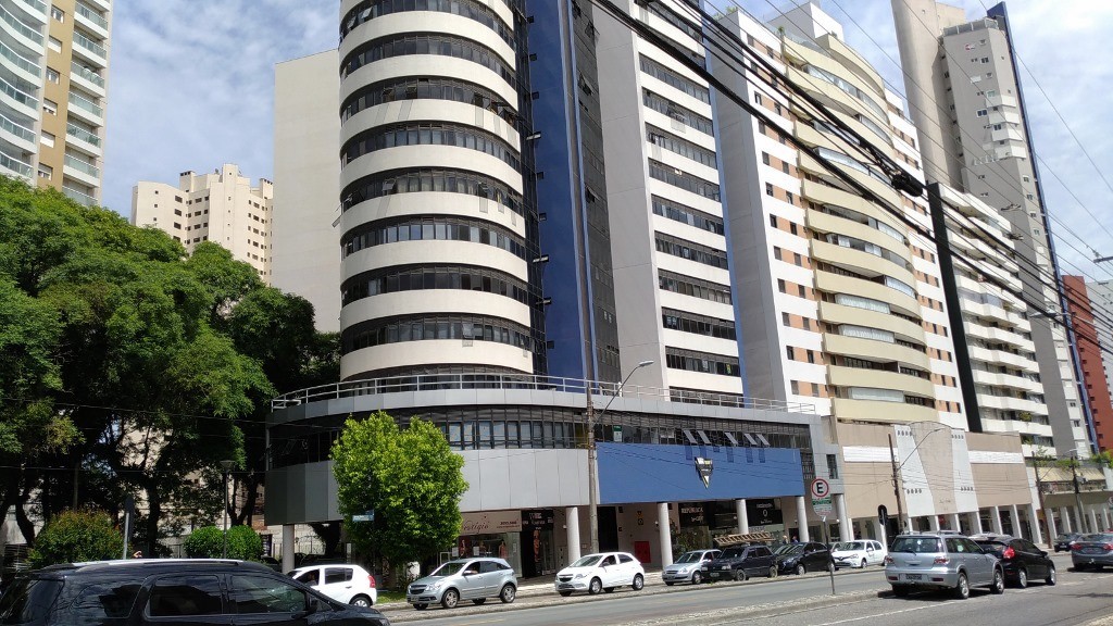 Cjto Comercial/sala para locacao no Agua Verde em Curitiba com 35,35m² por R$ 2.466,00