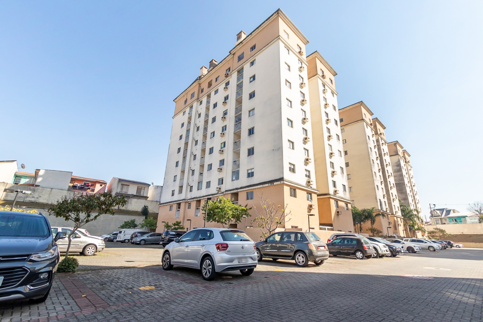 Apartamento para venda no Guaira em Curitiba com 144,00m² por R$ 415.000,00