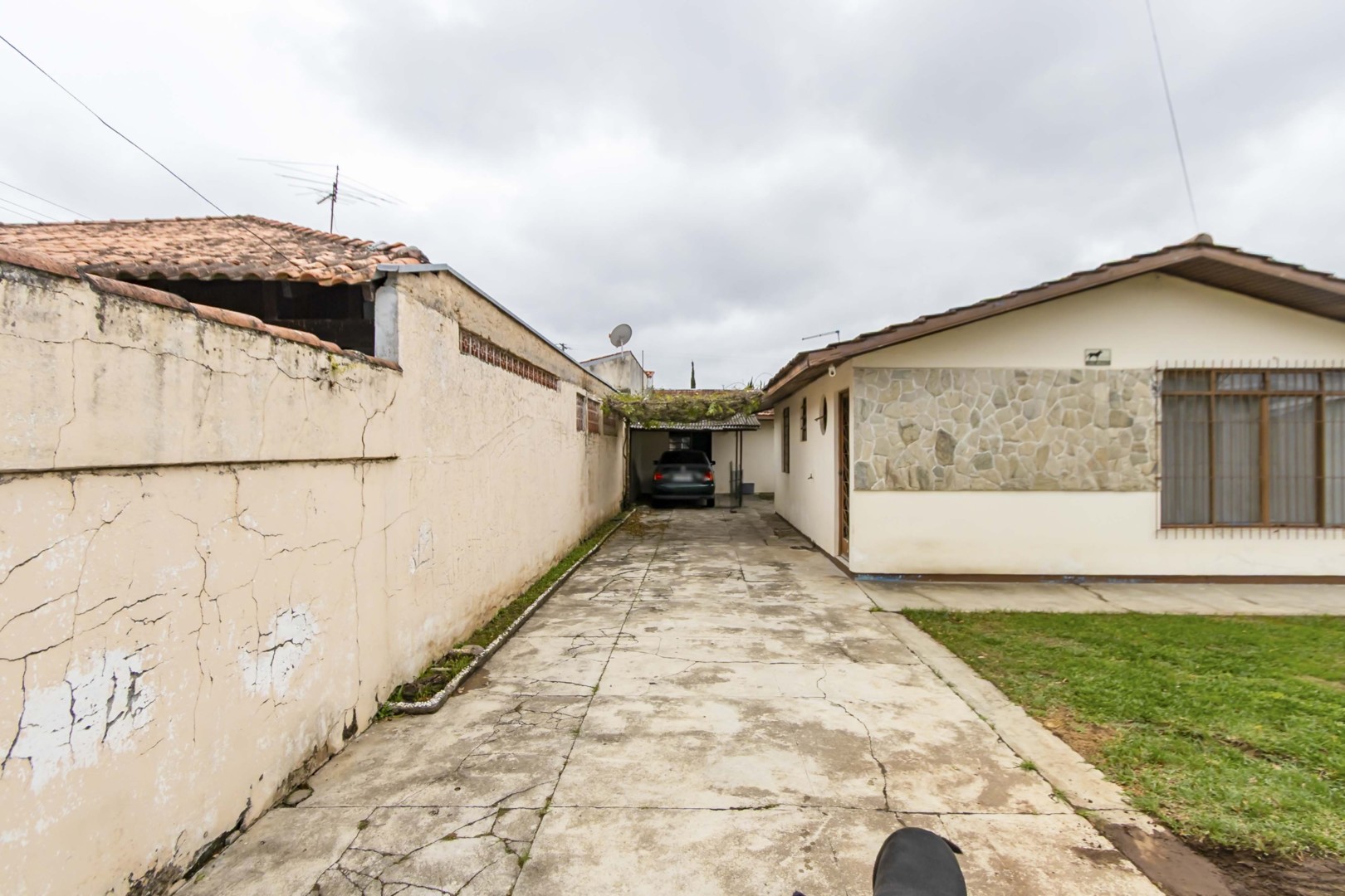 Casa Residencial para venda no Cajuru em Curitiba com 300,00m² por R$ 470.000,00
