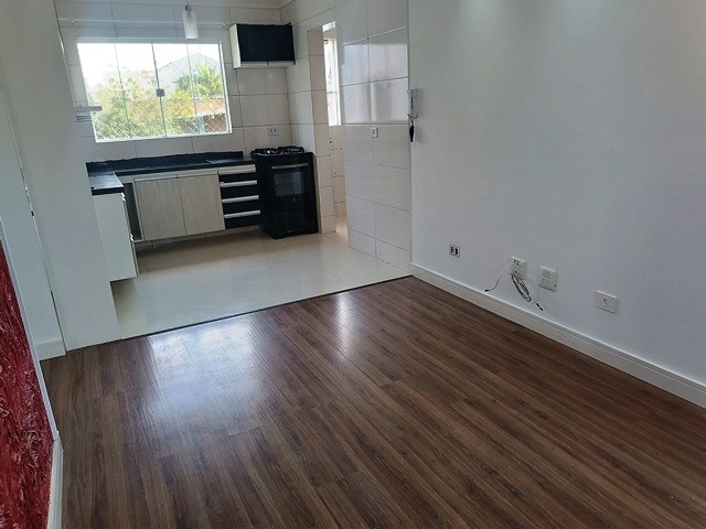 Apartamento para locacao no Maracana em Colombo com 72,73m² por R$ 2.000,00