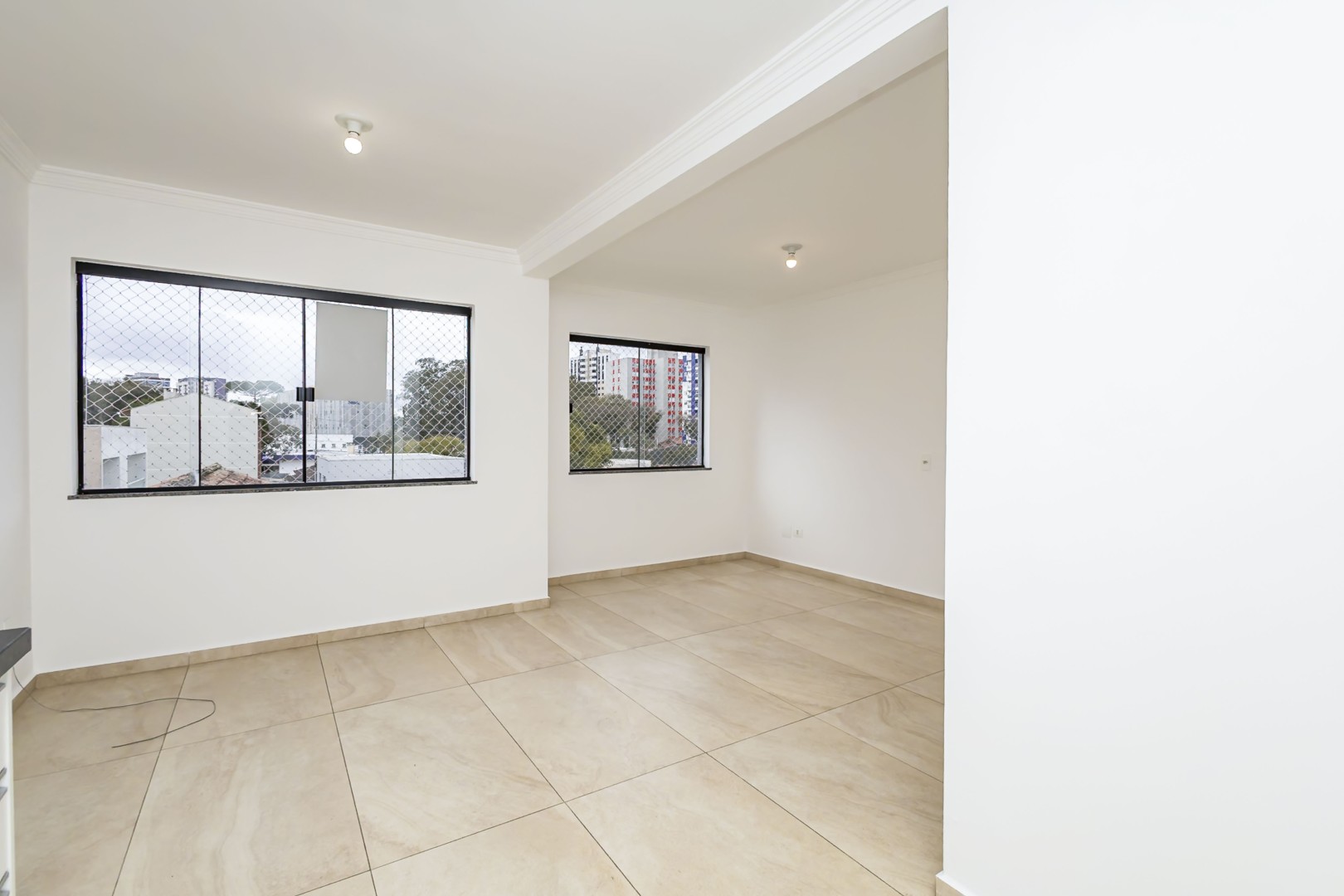 Kitinet para locacao no Portao em Curitiba com 38,40m² por R$ 1.853,00