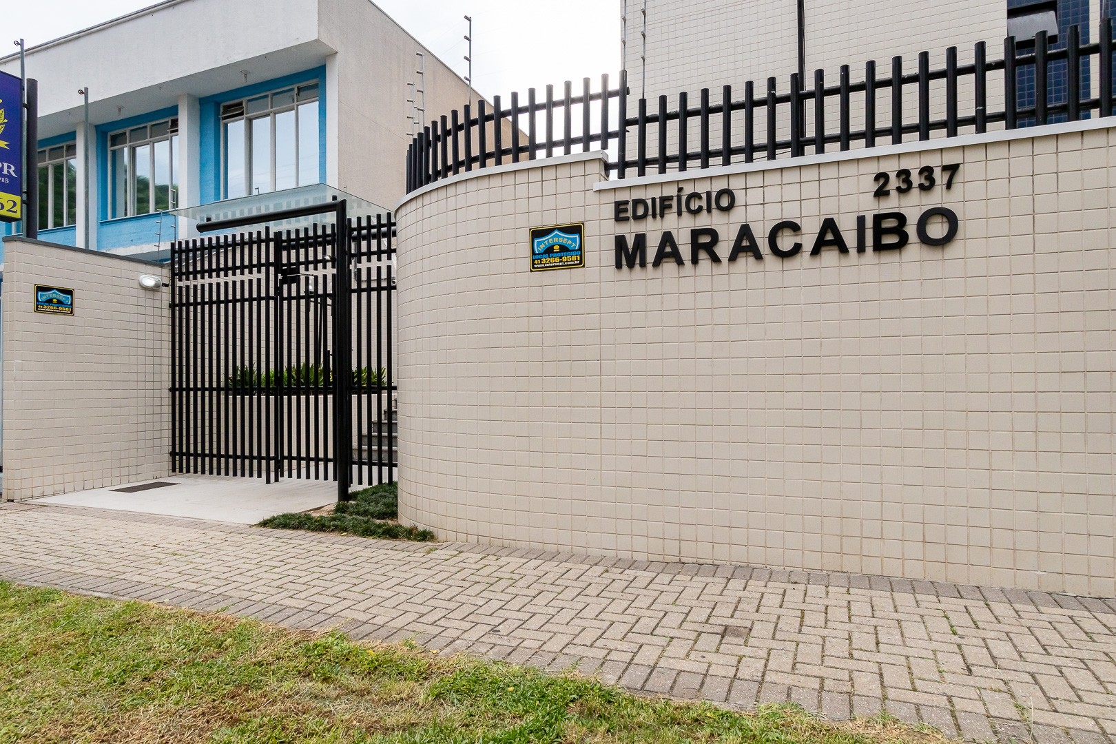 Apartamento para locacao no Reboucas em Curitiba com 138,00m² por R$ 3.733,00