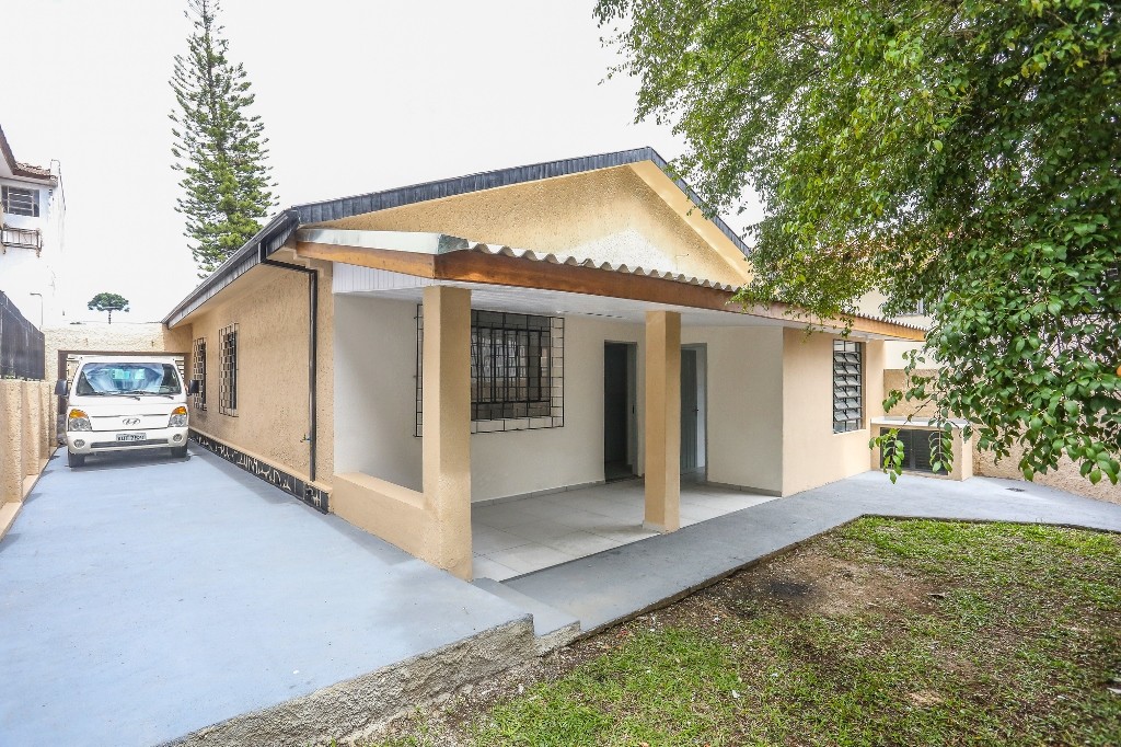 Terreno para venda no Parolin em Curitiba com 577,22m² por R$ 1.200.000,00