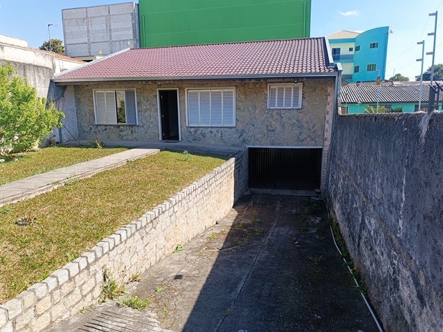 Casa Residencial para locacao no Pinheirinho em Curitiba com 150,00m² por R$ 3.720,00