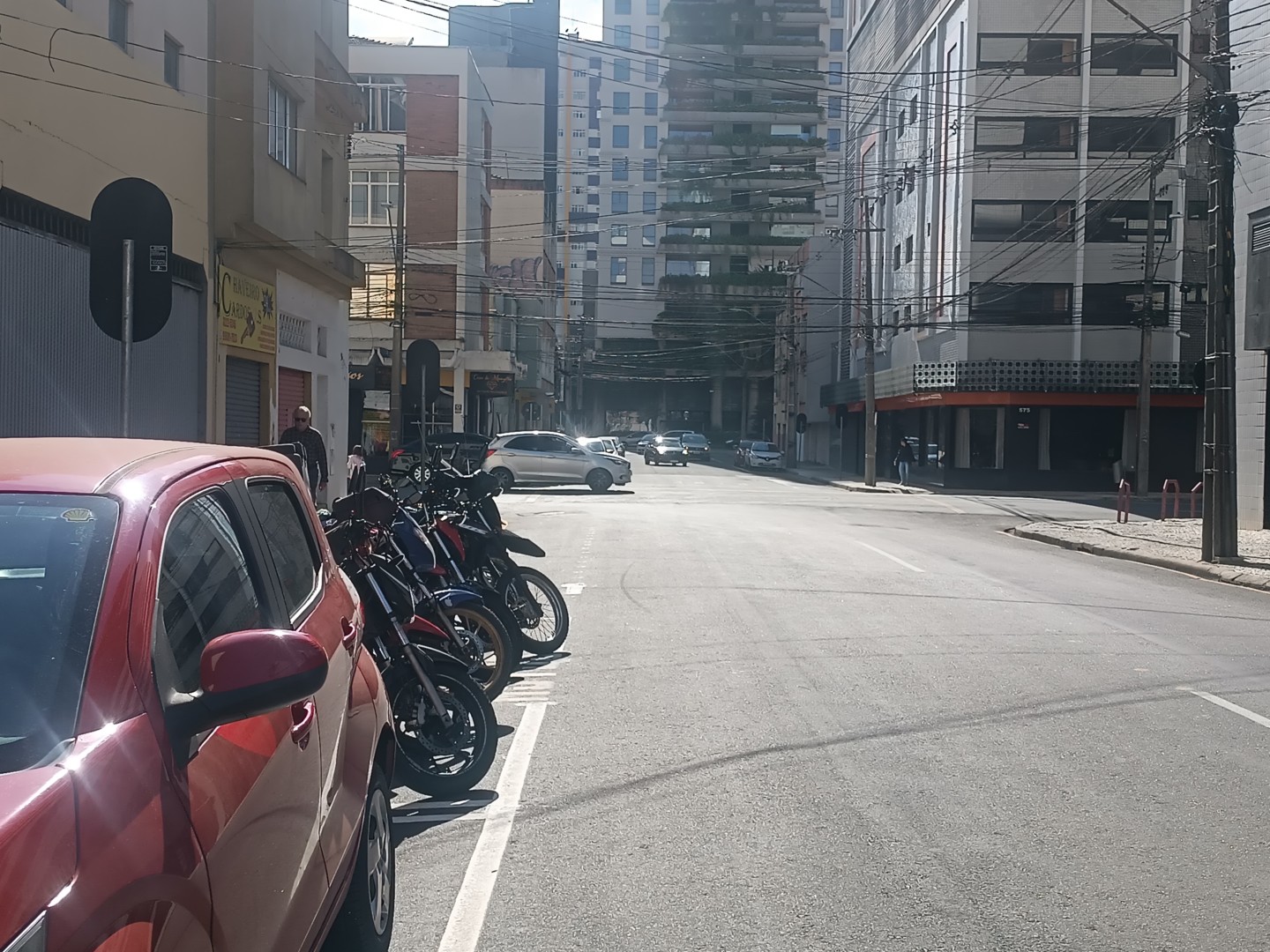 Loja para locacao no Centro em Curitiba com 235,00m² por R$ 9.333,00