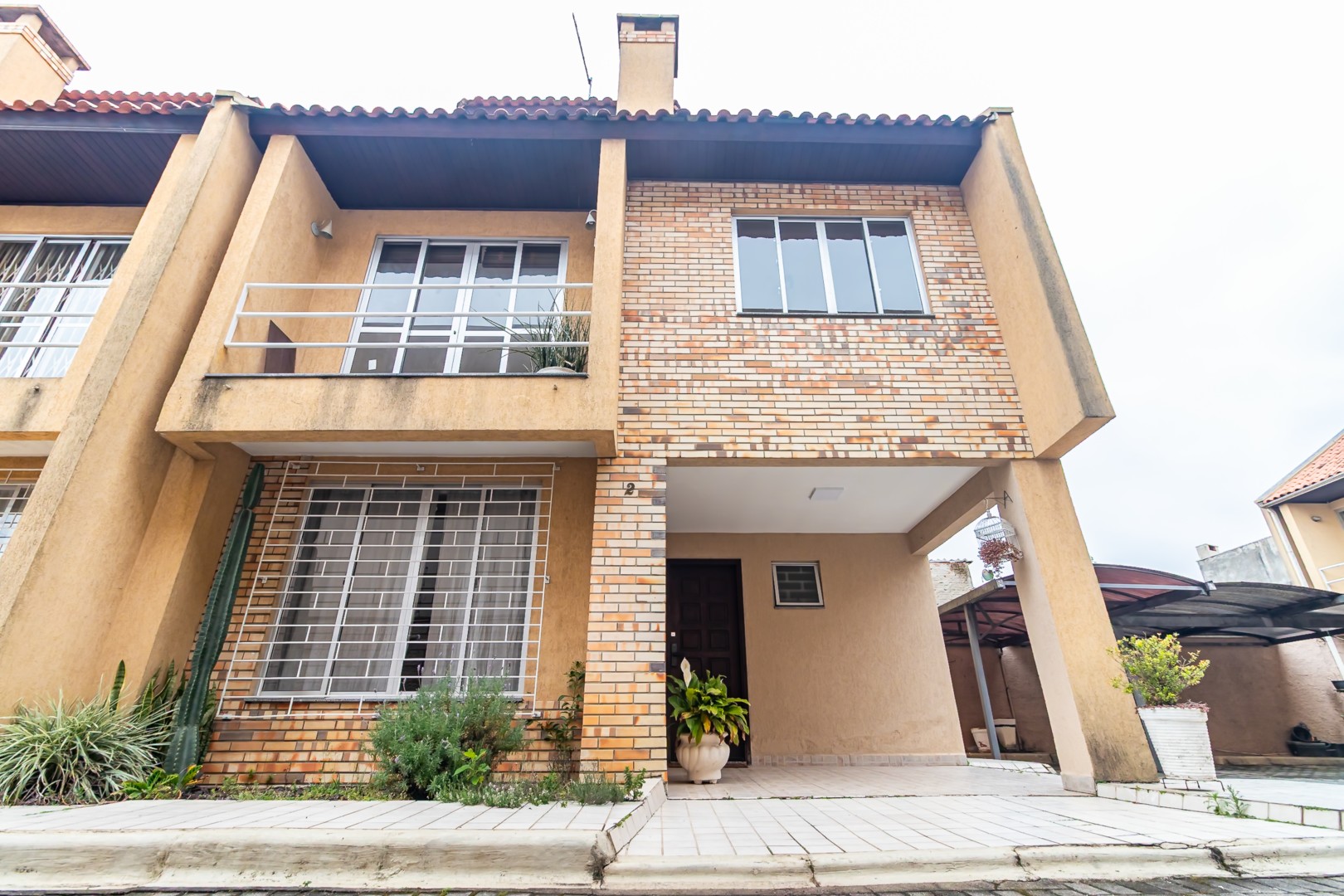 Sobrado para locacao no Hauer em Curitiba com 0,00m² por R$ 5.200,00