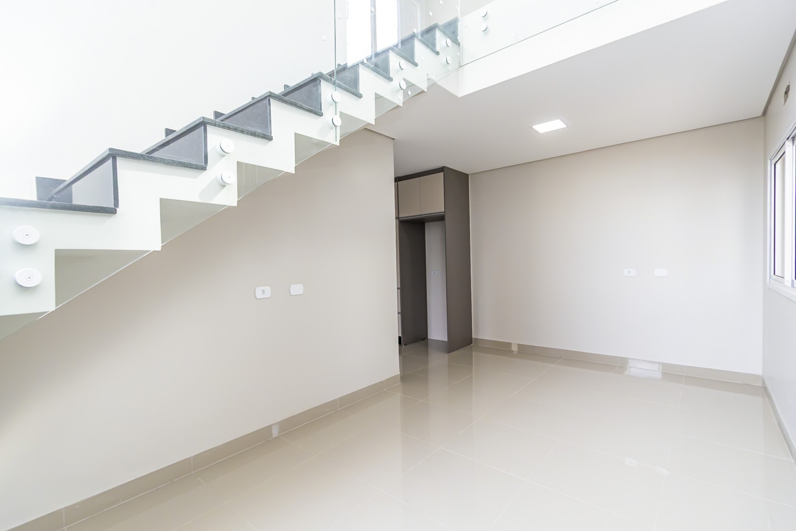 Sobrado para locacao no Bairro Alto em Curitiba com 0,00m² por R$ 5.333,00