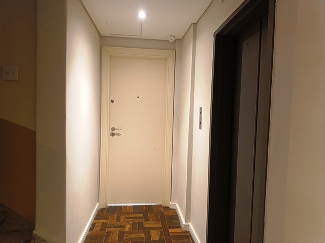 Cjto Comercial/sala para locacao no Centro em Curitiba com 41,00m² por R$ 1.466,00