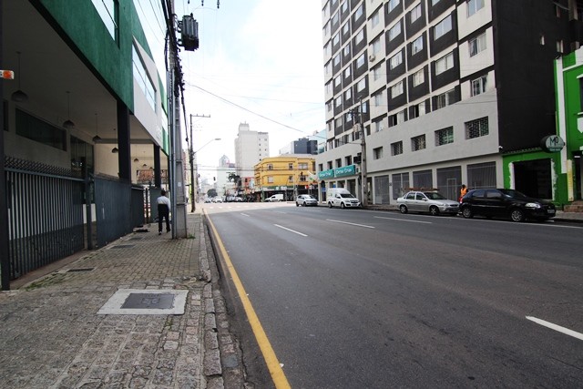 Cjto Comercial/sala para venda no Centro em Curitiba com 54,51m² por R$ 185.000,00