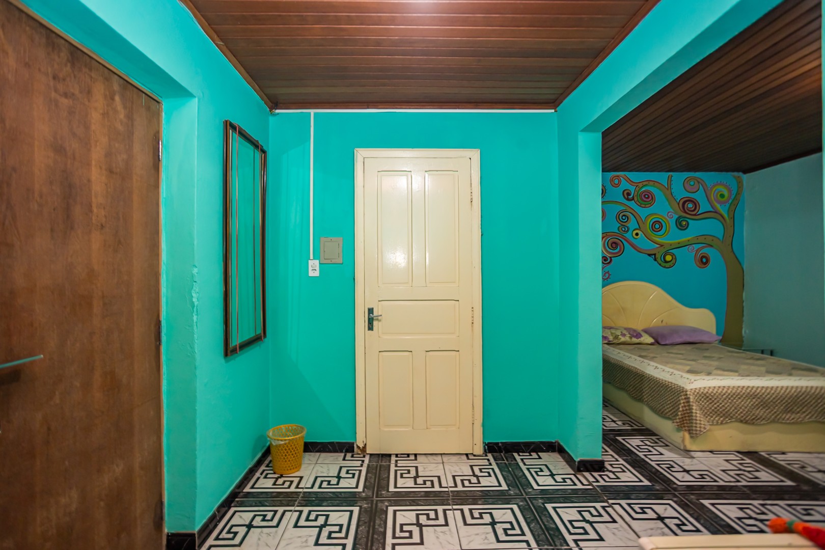 Casa Comercial para locacao no Reboucas em Curitiba com 120,00m² por R$ 6.000,00