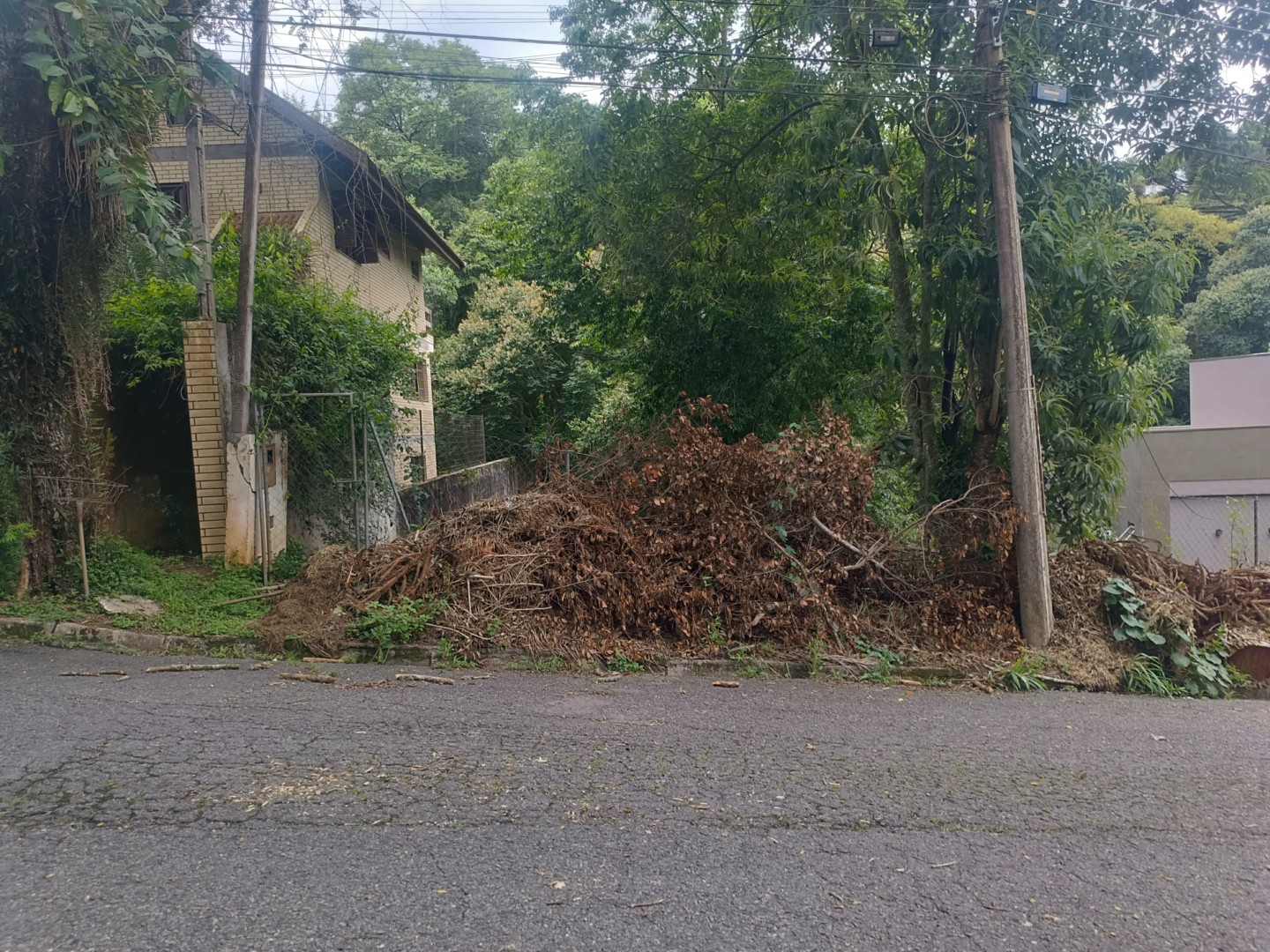 Terreno para venda no Santo Inacio em Curitiba com 600,00m² por R$ 790.000,00
