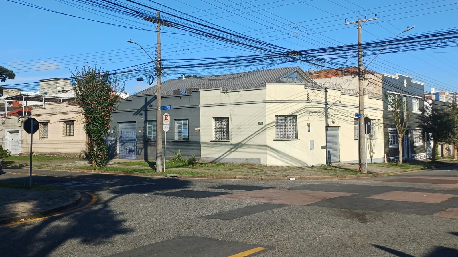 Barracão/galpão para venda no Reboucas em Curitiba com 398,25m² por R$ 995.000,00