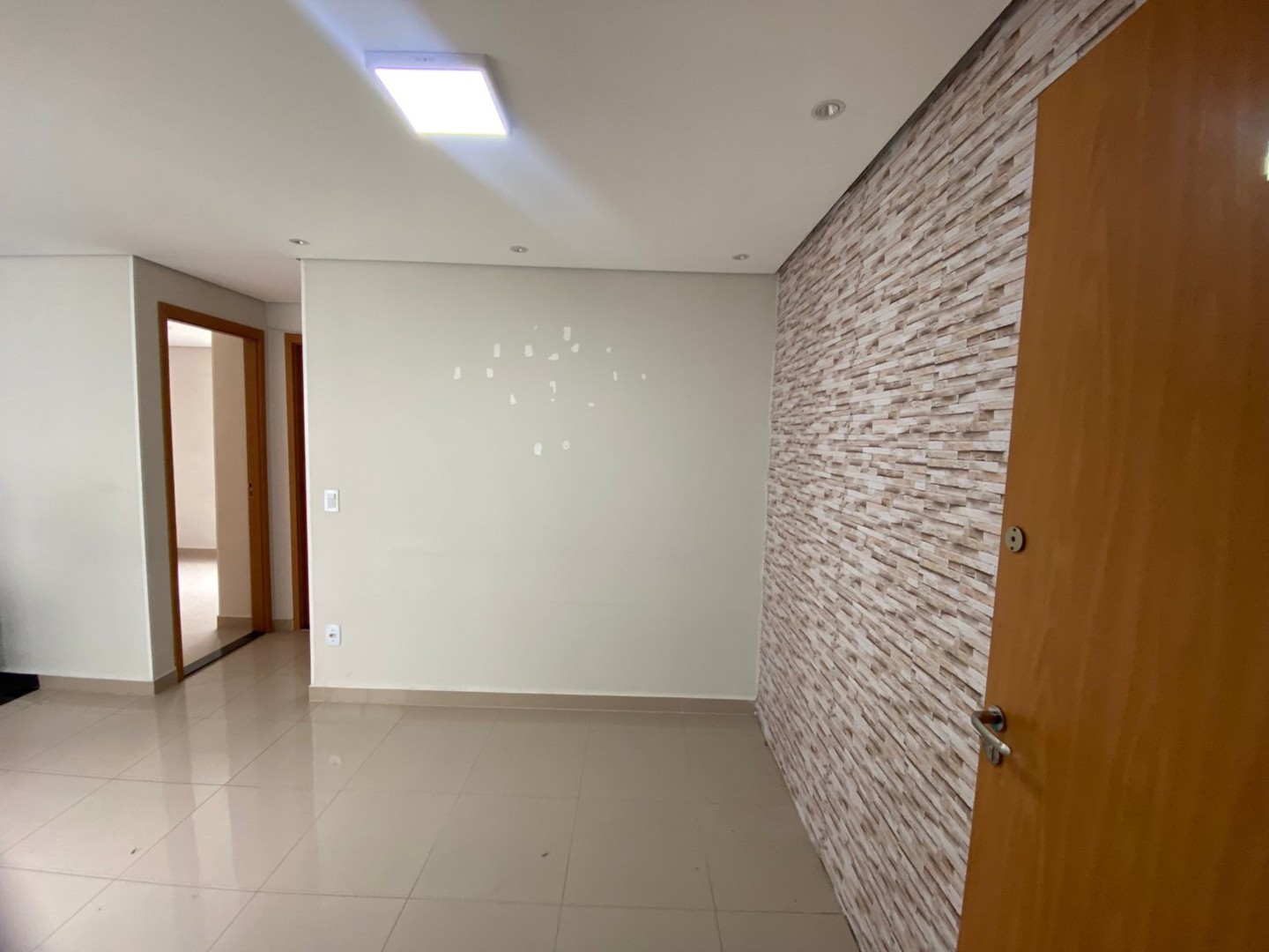 Apartamento para locacao no Pinheirinho em Curitiba com 49,70m² por R$ 2.120,00