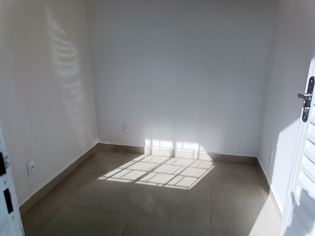 Apartamento para locacao no Pinheirinho em Curitiba com 40,00m² por R$ 1.733,00
