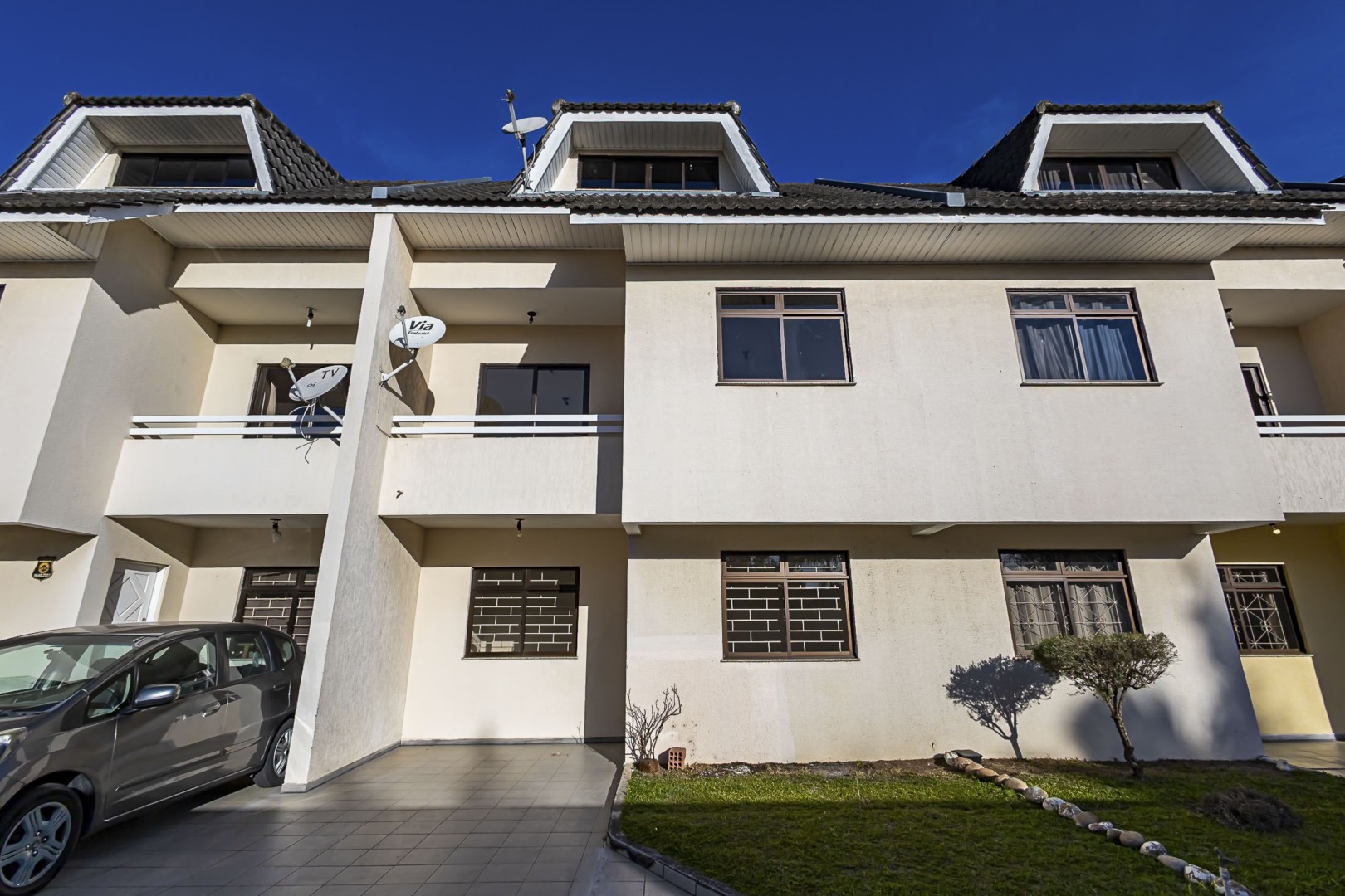 Sobrado para locacao no Guabirotuba em Curitiba com 130,00m² por R$ 4.266,00