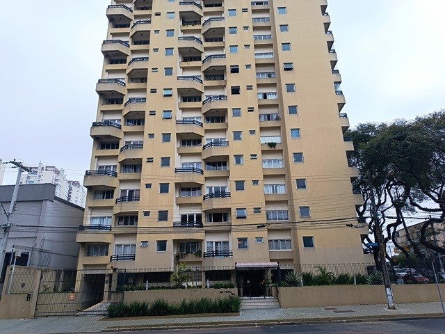 Apartamento para locacao no Portao em Curitiba com 66,14m² por R$ 1.986,00