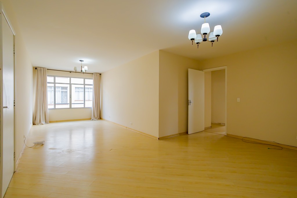 Apartamento para venda no Reboucas em Curitiba com 168,48m² por R$ 460.000,00