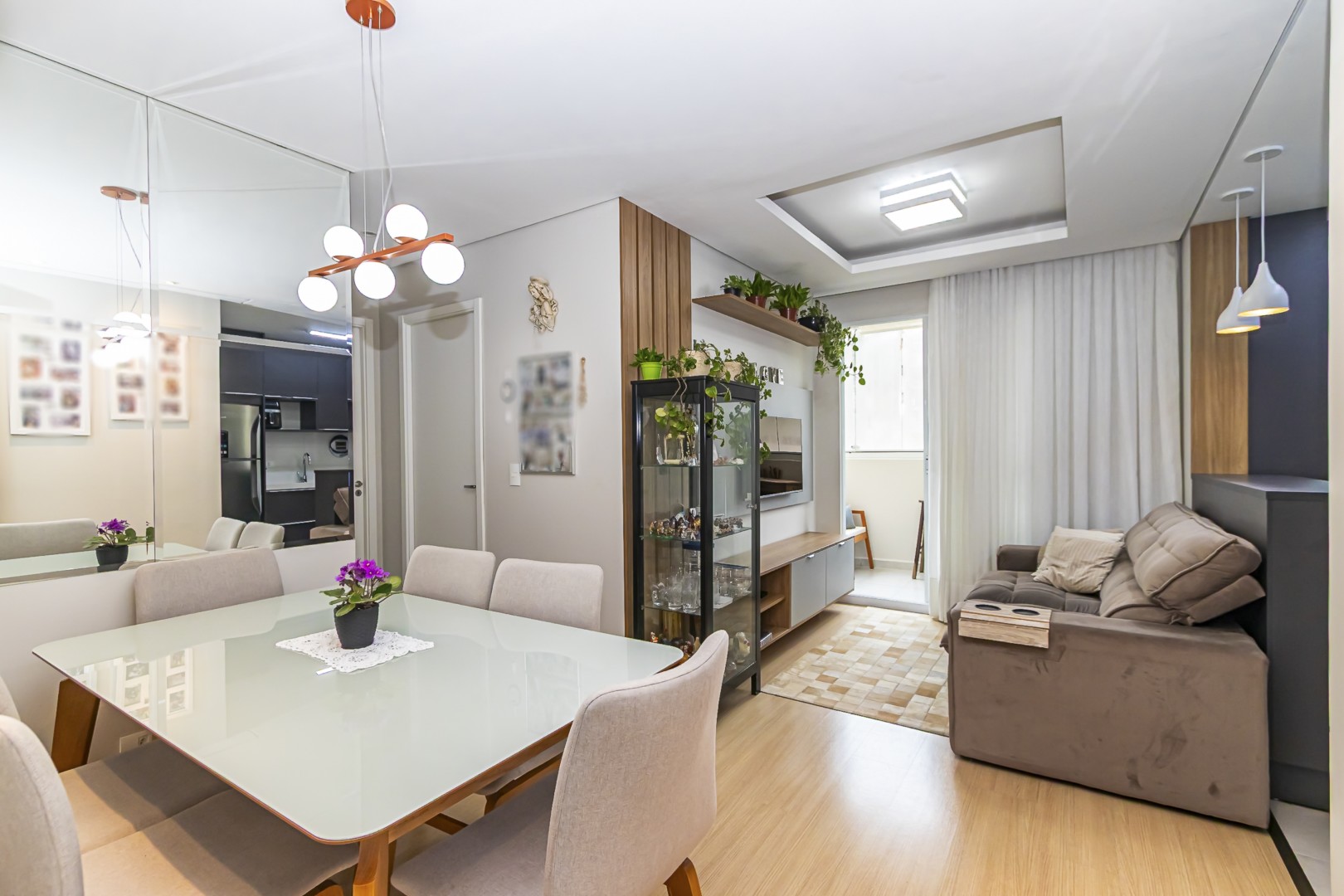 Apartamento para venda no Capao Raso em Curitiba com 89,00m² por R$ 448.000,00