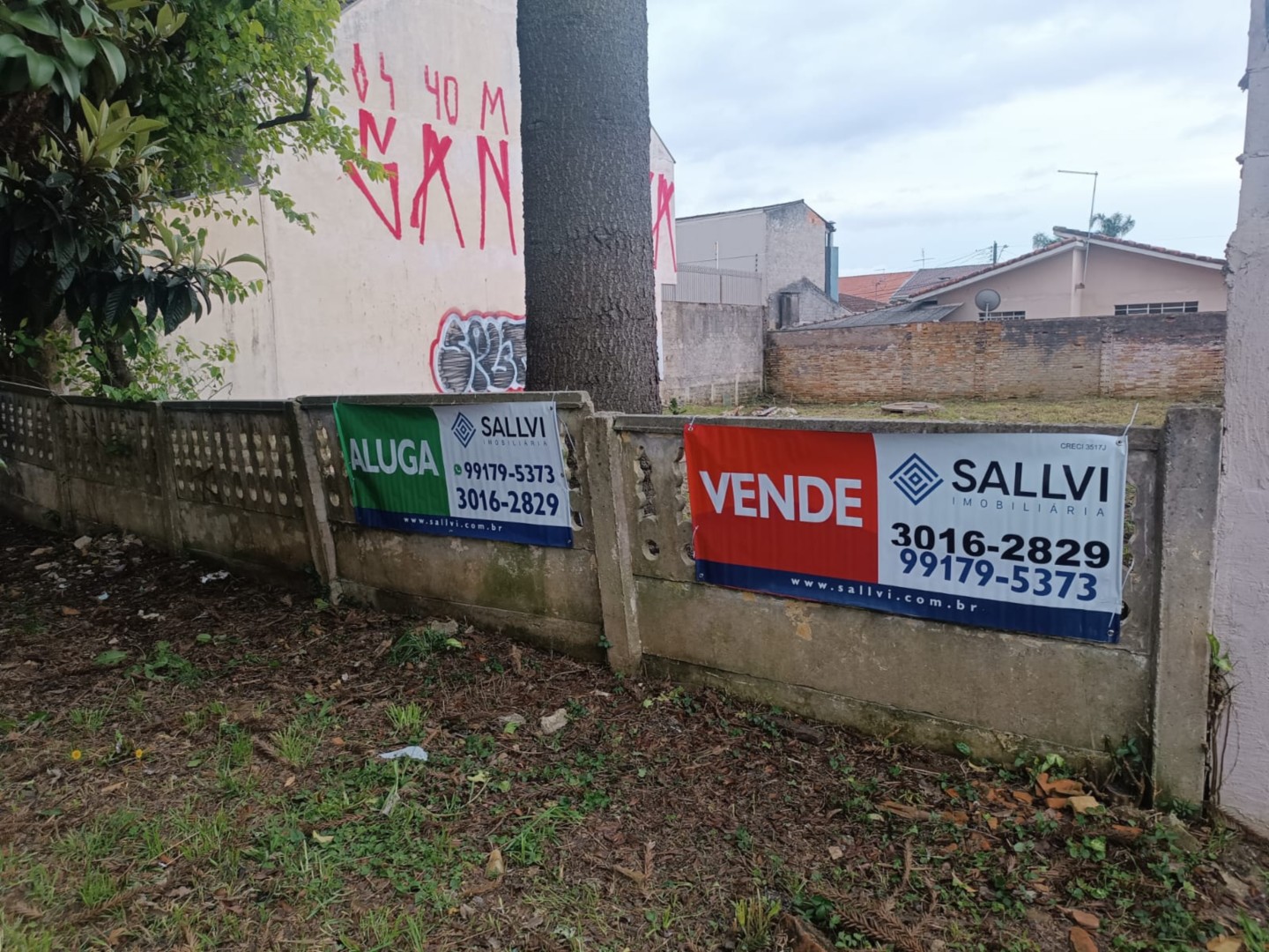 Terreno para venda no Capao da Imbuia em Curitiba com 308,00m² por R$ 598.000,00