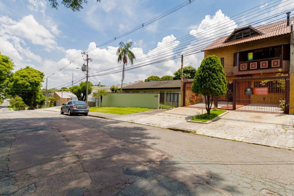 Casa Residencial para locacao no Bigorrilho em Curitiba com 245,00m² por R$ 7.333,00