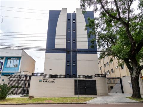 Apartamento para locacao no Reboucas em Curitiba com 138,00m² por R$ 3.733,00