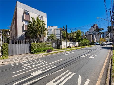 Apartamento para locacao no Cabral em Curitiba com 111,20m² por R$ 3.320,00