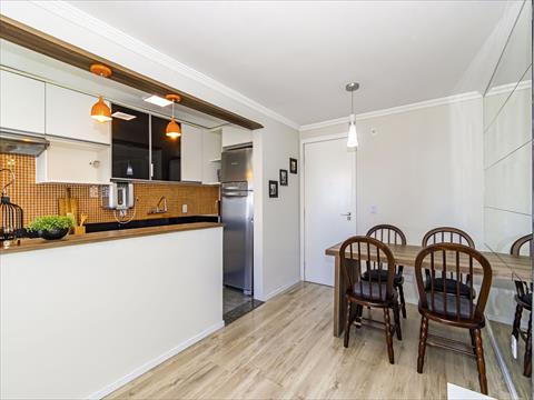 Apartamento para locacao no Cristo Rei em Curitiba com 79,88m² por R$ 3.586,00