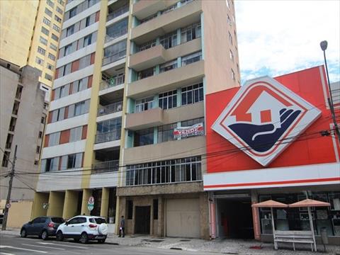 Apartamento para venda no Centro em Curitiba com 122,30m² por R$ 420.000,00