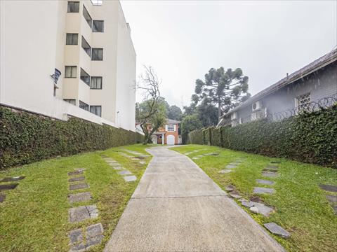 Terreno para venda no Juveve em Curitiba com 938,32m² por R$ 3.950.000,00