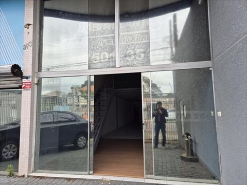 Loja para locacao no Reboucas em Curitiba com 135,00m² por R$ 4.133,00