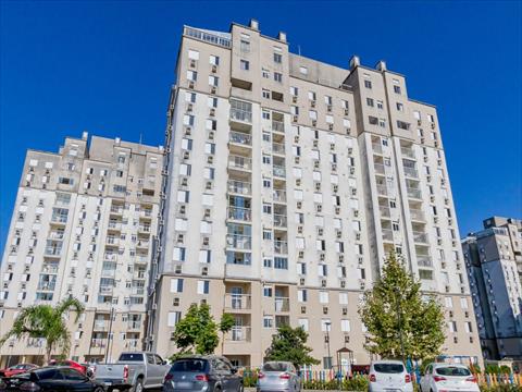 Cobertura para locacao no Xaxim em Curitiba com 109,00m² por R$ 3.986,00