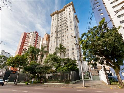 Apartamento para locacao no Batel em Curitiba com 115,00m² por R$ 2.933,00
