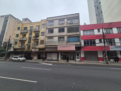 Apartamento para locacao no Centro em Curitiba com 38,00m² por R$ 1.600,00
