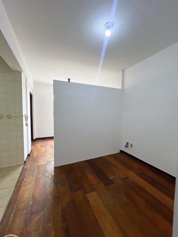 Apartamento para locacao no Centro em Londrina com 49,4m² por R$ 950,00  - Foto 2