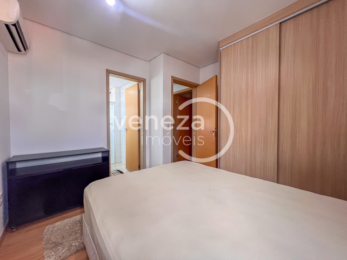 Apartamento para locacao no Centro em Londrina com 119,28m² por R$ 1.690