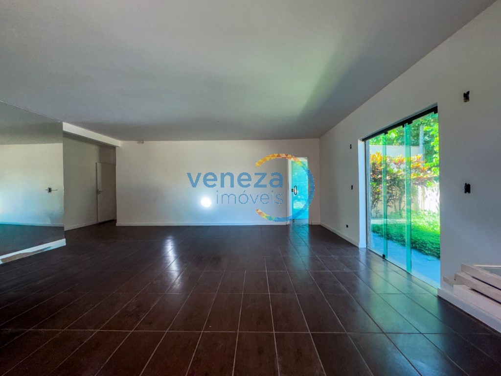 Casa Comercial para locação no bairro Ipiranga de Londrina com 150m<sup>2</sup> útil, 1 vaga de garagem