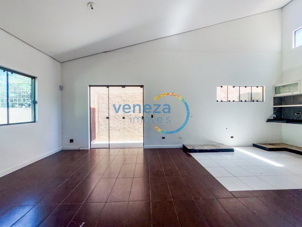 Casa Comercial para locação no bairro Ipiranga de Londrina com 150m<sup>2</sup> útil, 1 vaga de garagem