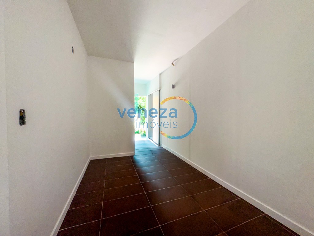 Casa Comercial para locação no bairro Ipiranga de Londrina com 150m<sup>2</sup> útil, 1 vaga de garagem