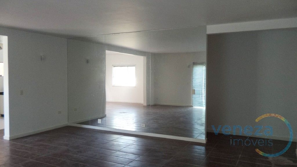 Casa Comercial para locacao no Ipiranga em Londrina com 180m² por R$ 3.500,00
