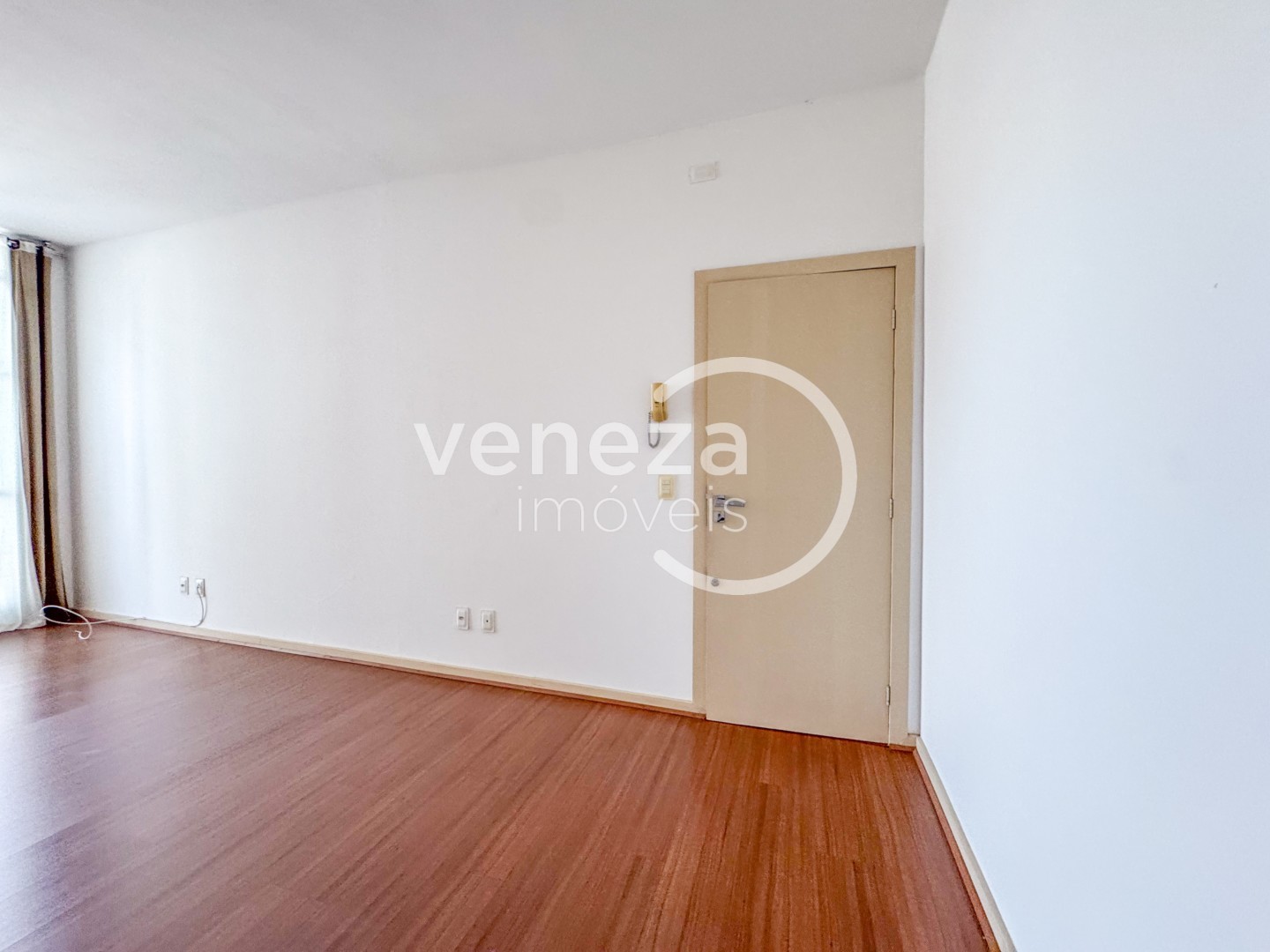 Sala/Conjunto Comercial para alugar em Centro, Londrina — Portal Chave Fácil