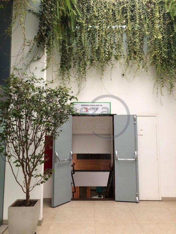 Salão-loja para locacao no Centro em Londrina com 23m² por R$ 1.750,00