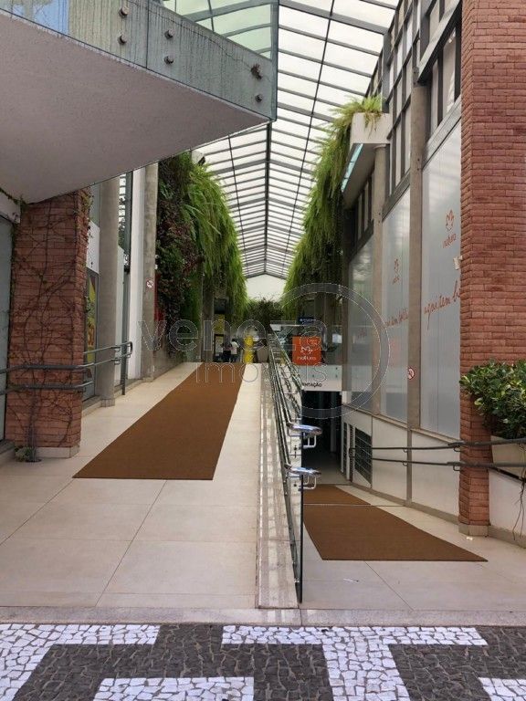Salão-loja para locação no bairro Centro de Londrina com 11.5m<sup>2</sup> útil