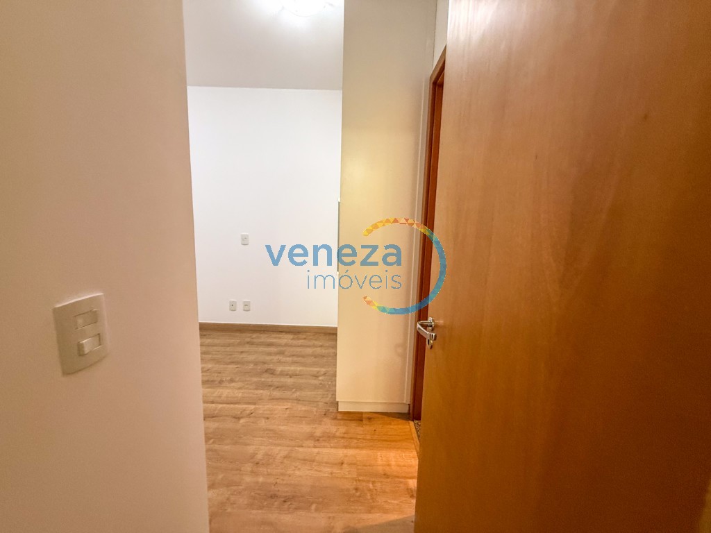 Apartamento para locação no bairro Gleba Palhano de Londrina com 69m<sup>2</sup> útil, 3 quartos, 1 vaga de garagem