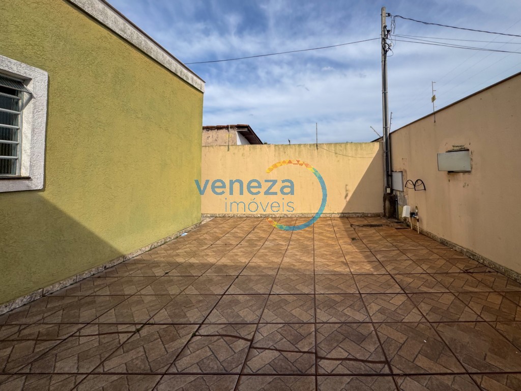 Casa Residencial para locação no bairro Industrial de Londrina com 89m<sup>2</sup> útil, 3 quartos, 1 vaga de garagem